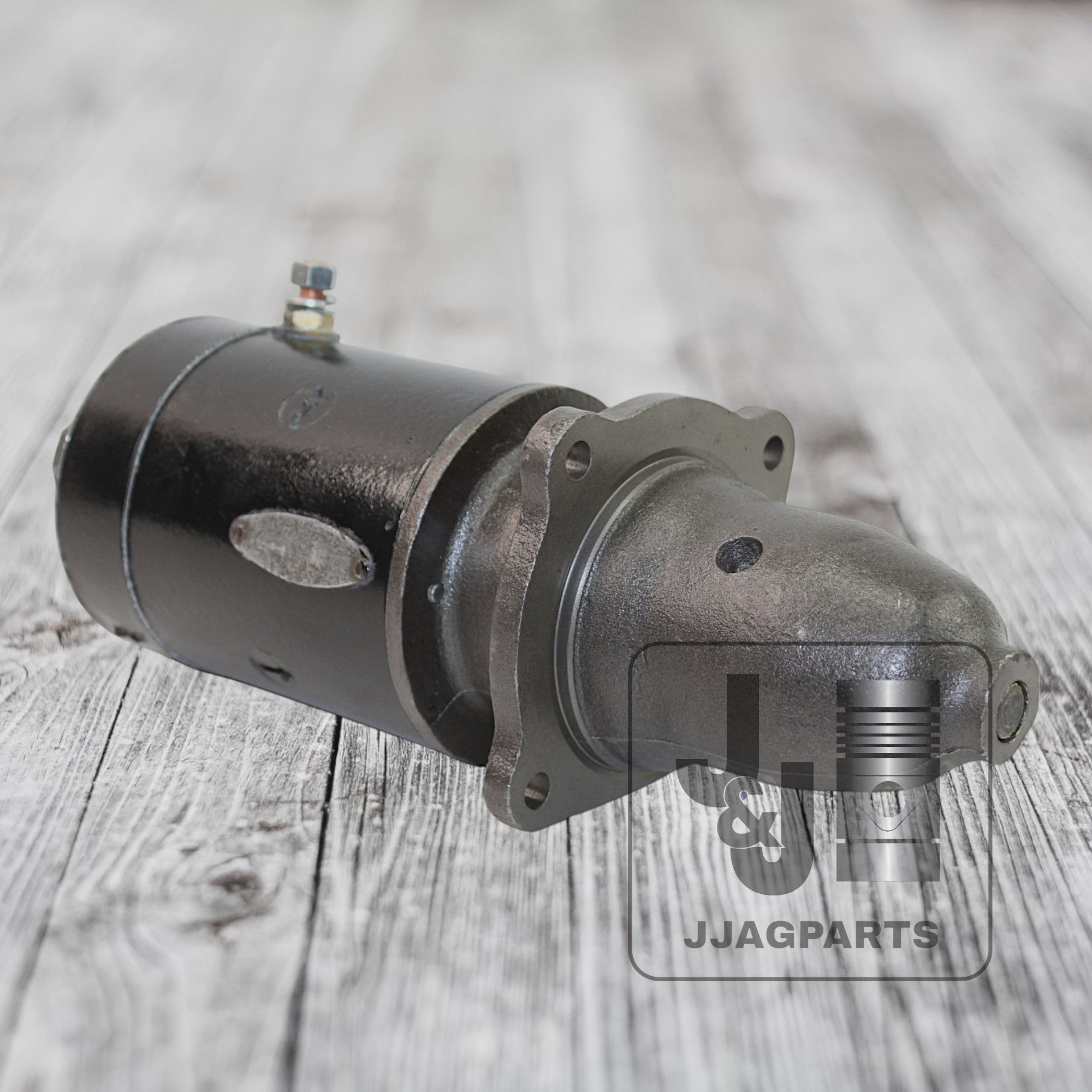 (1100939) Delco Remy Massey Ferguson Reman Generator TO30 TO35 Tractor (Core)
