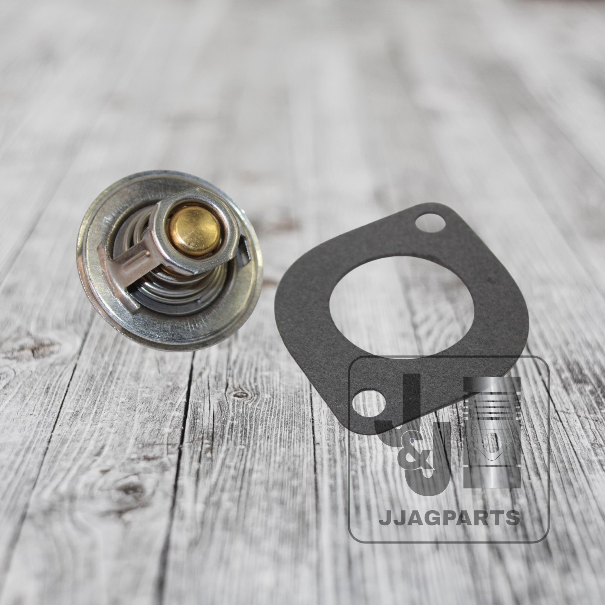 Thermostat 160 Degrees Fits Massey Ferguson TEA20 135 150 230 231 240 Tractors