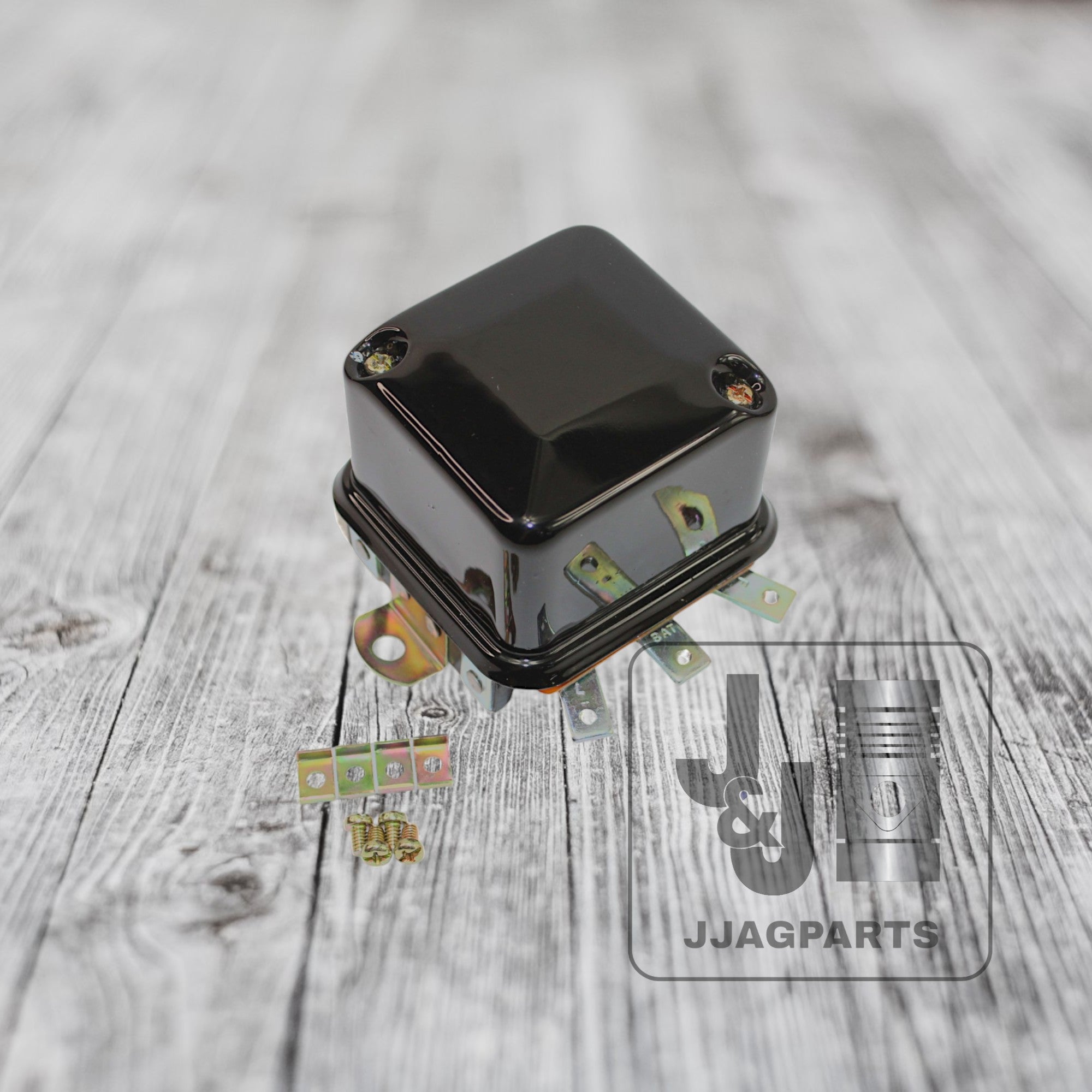 Voltage Regulator 12-volt Fits John Deere 435 1010 2010 Tractors AT11855