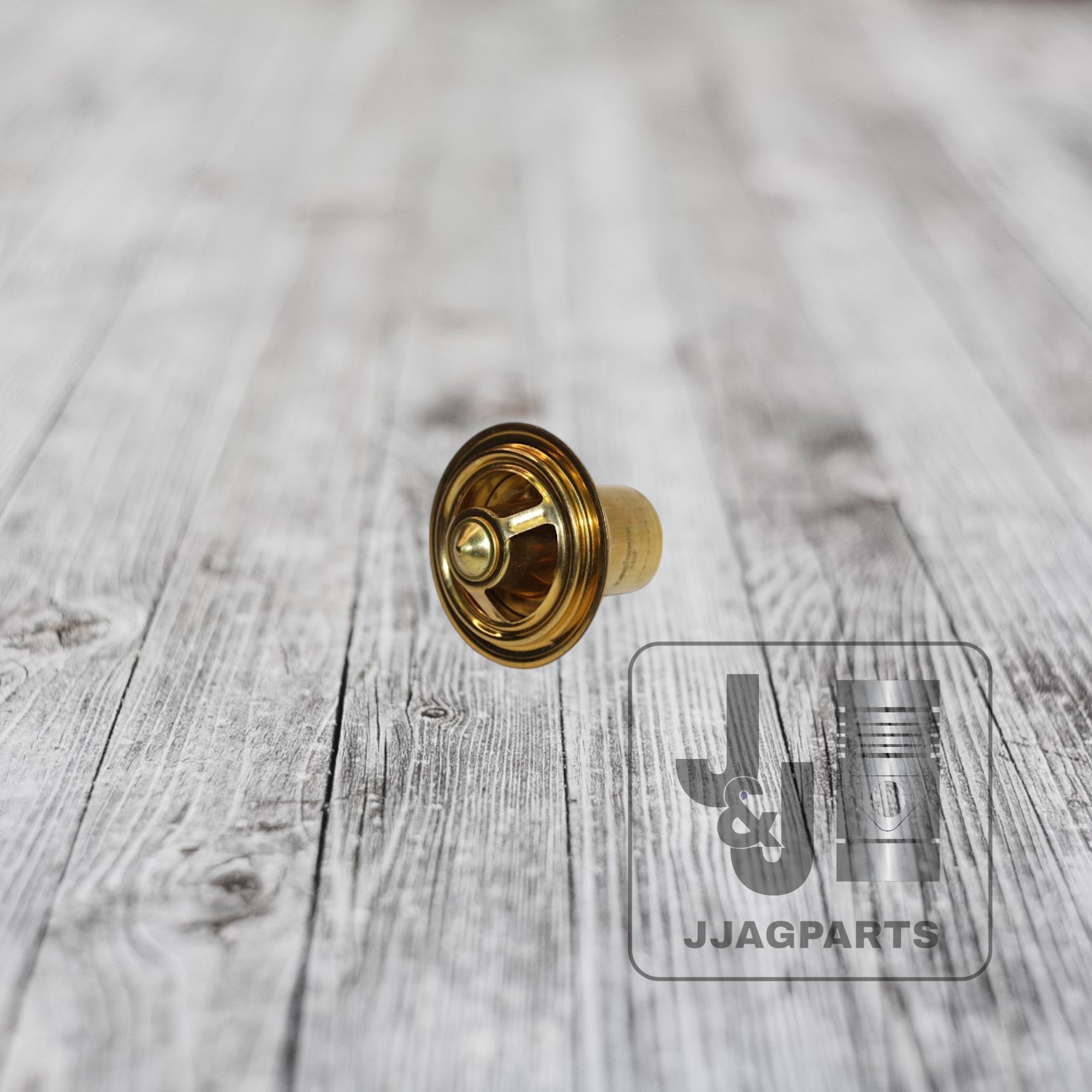 261514R92, 313942R92, 317668R91, 387533R91 Thermostat Fits International Tractor