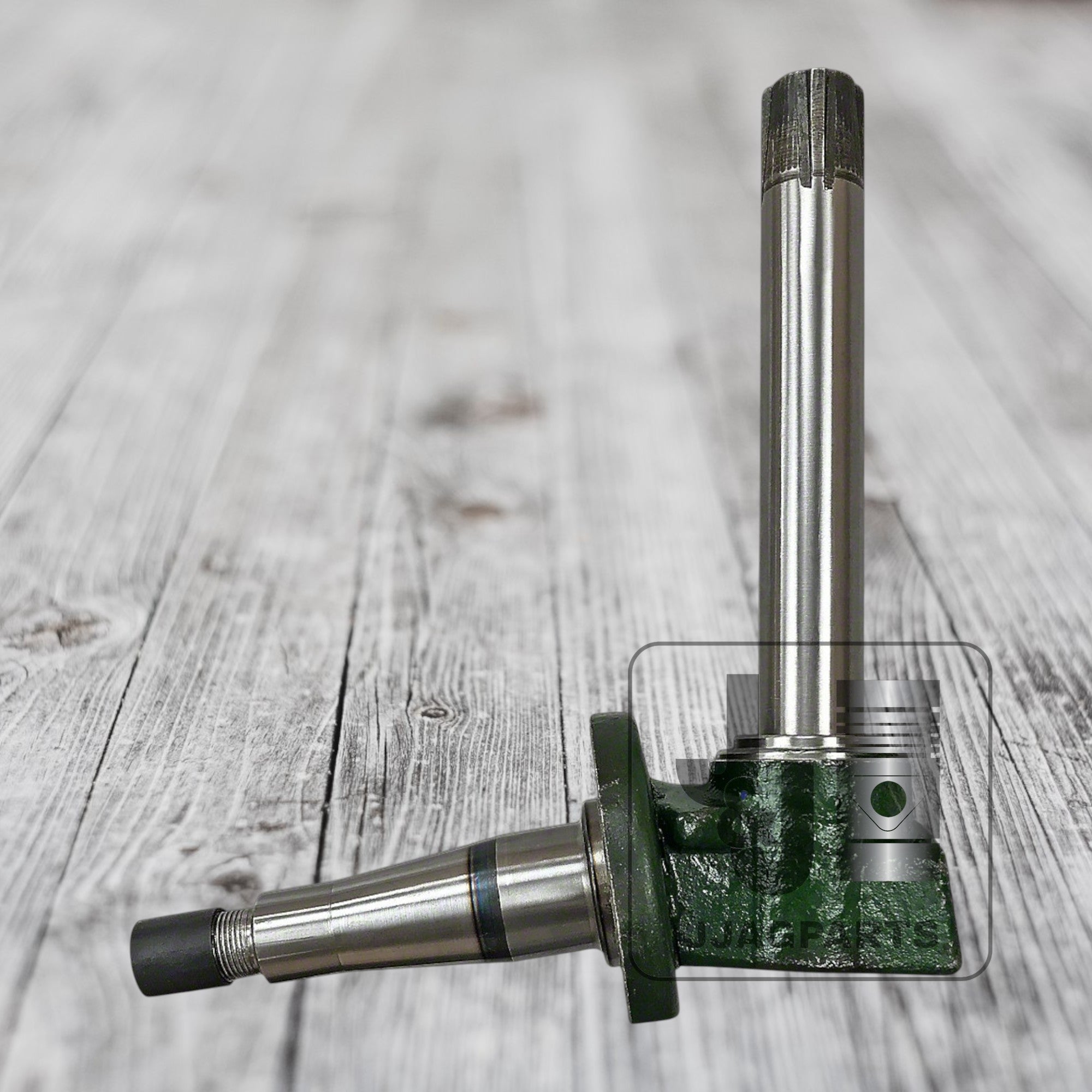 Spindle fits John Deere Tractor | Replaces AL38381