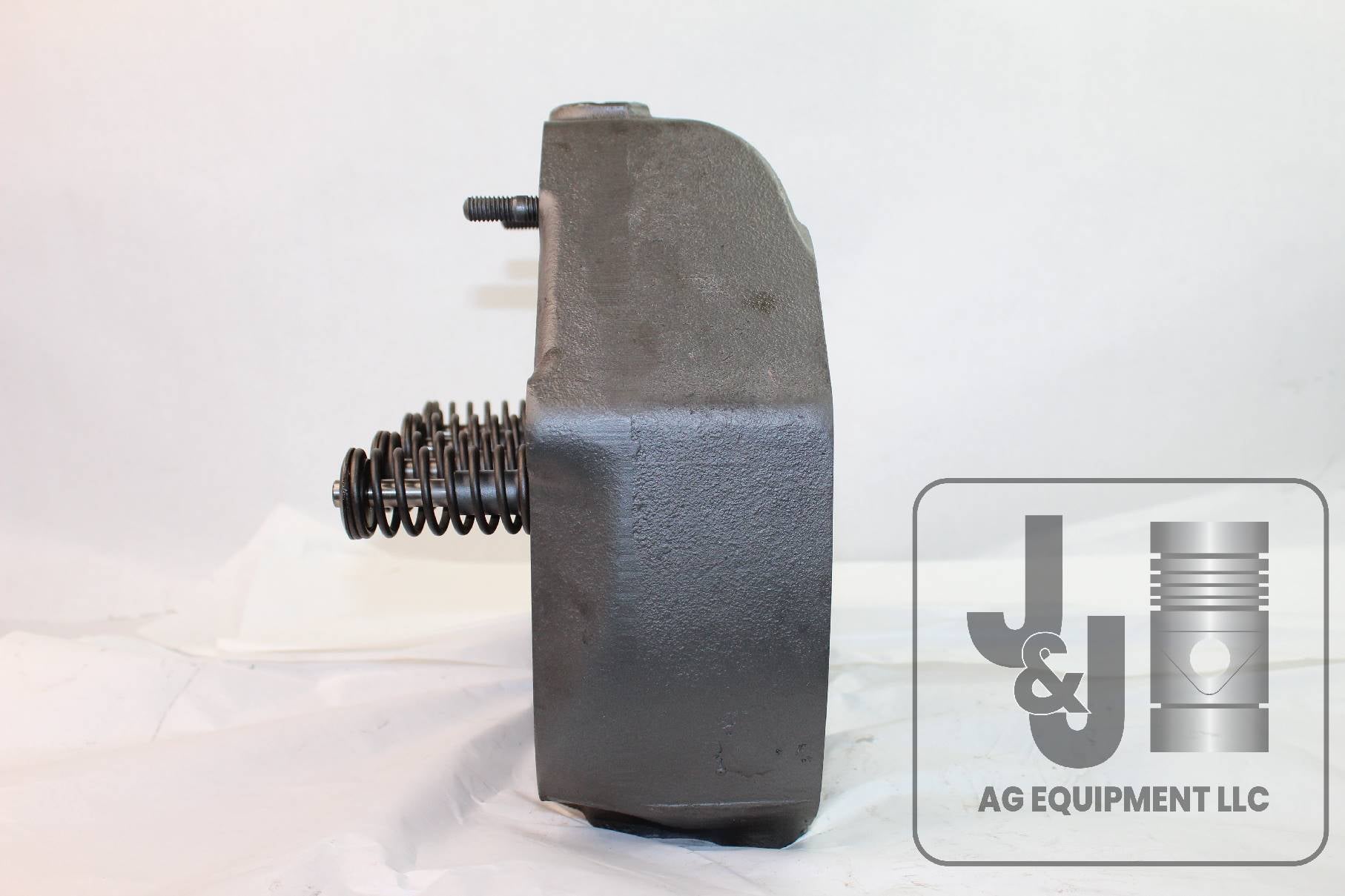 B1784R Remanufactured John Deere B Cylinder Head (Core)