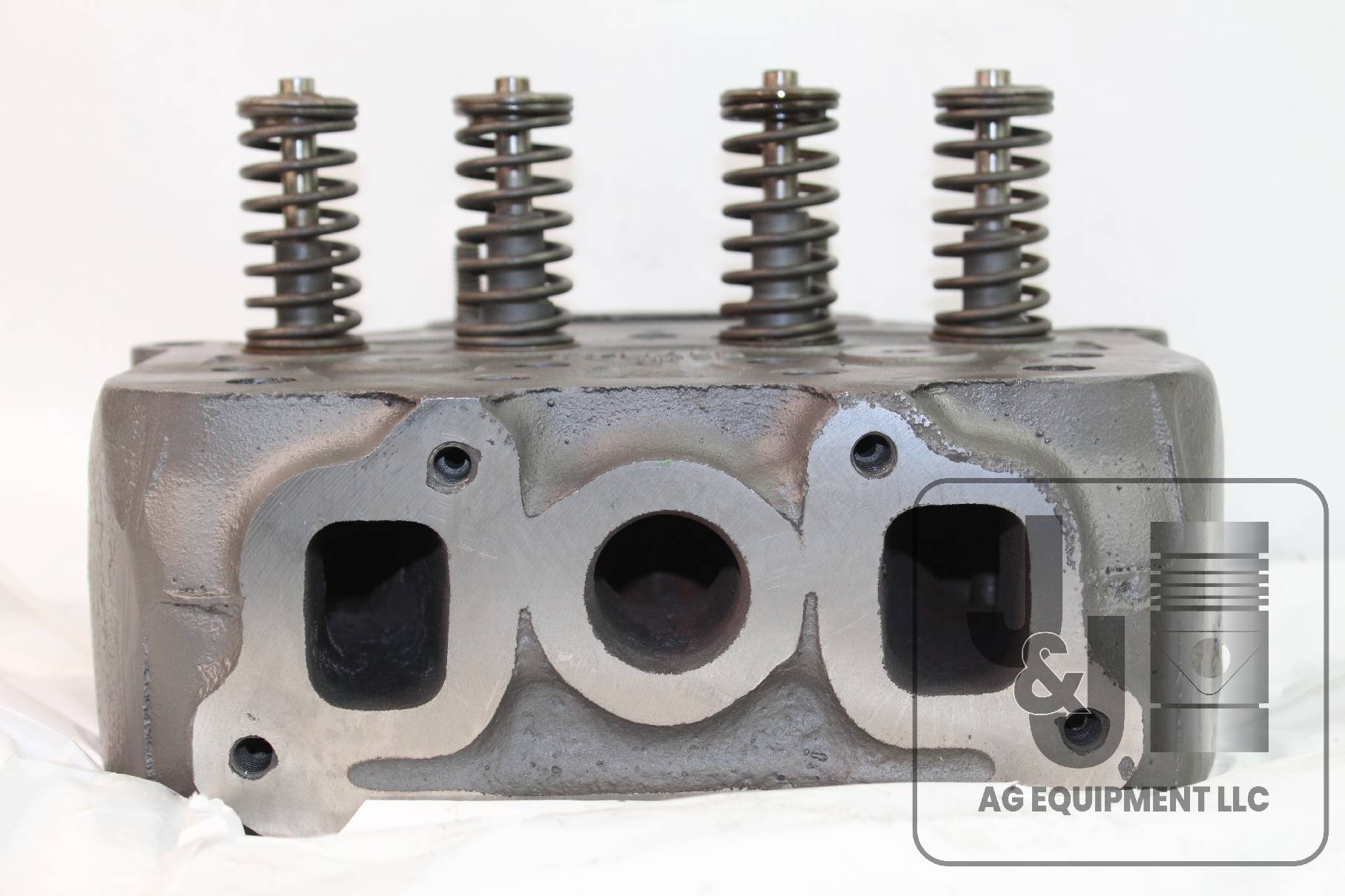 B1784R Remanufactured John Deere B Cylinder Head (Core)
