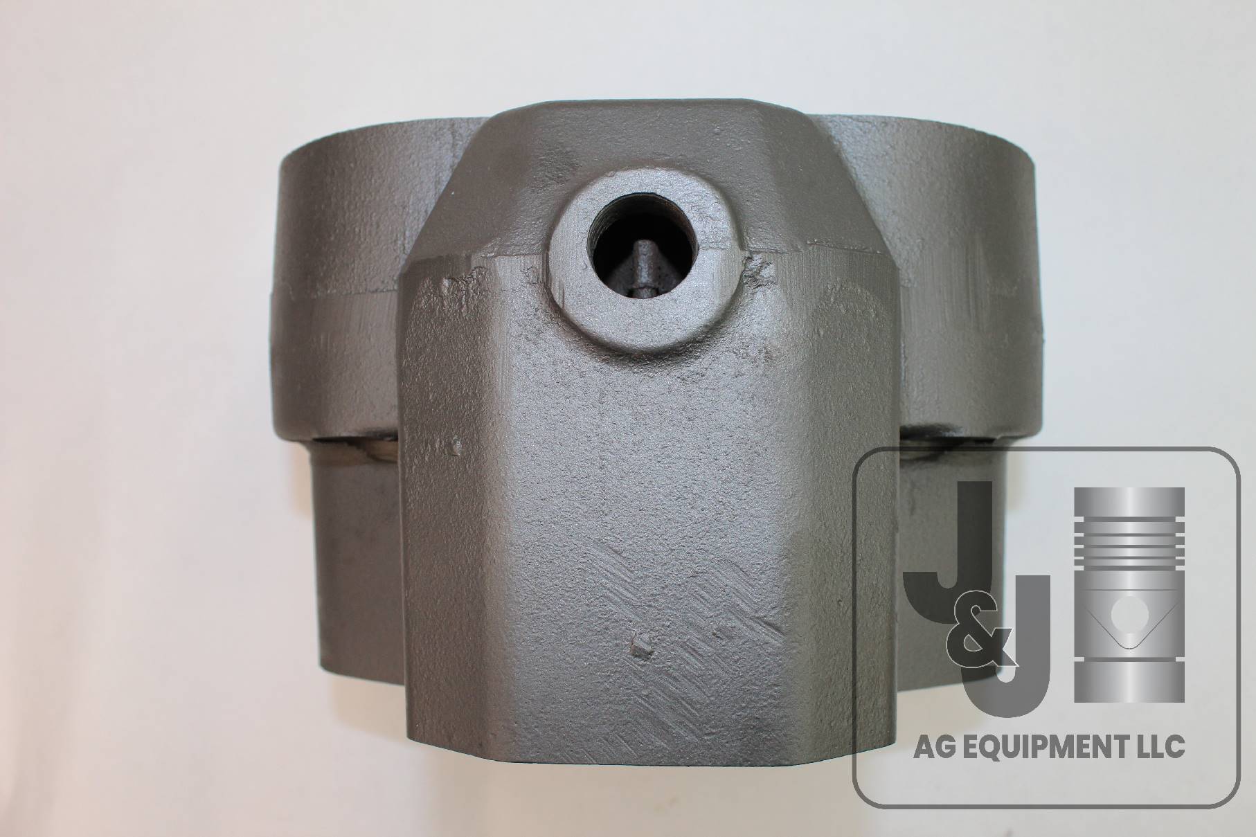 H110R Remanufactured John Deere Cylidner Head H Tractors (Core)