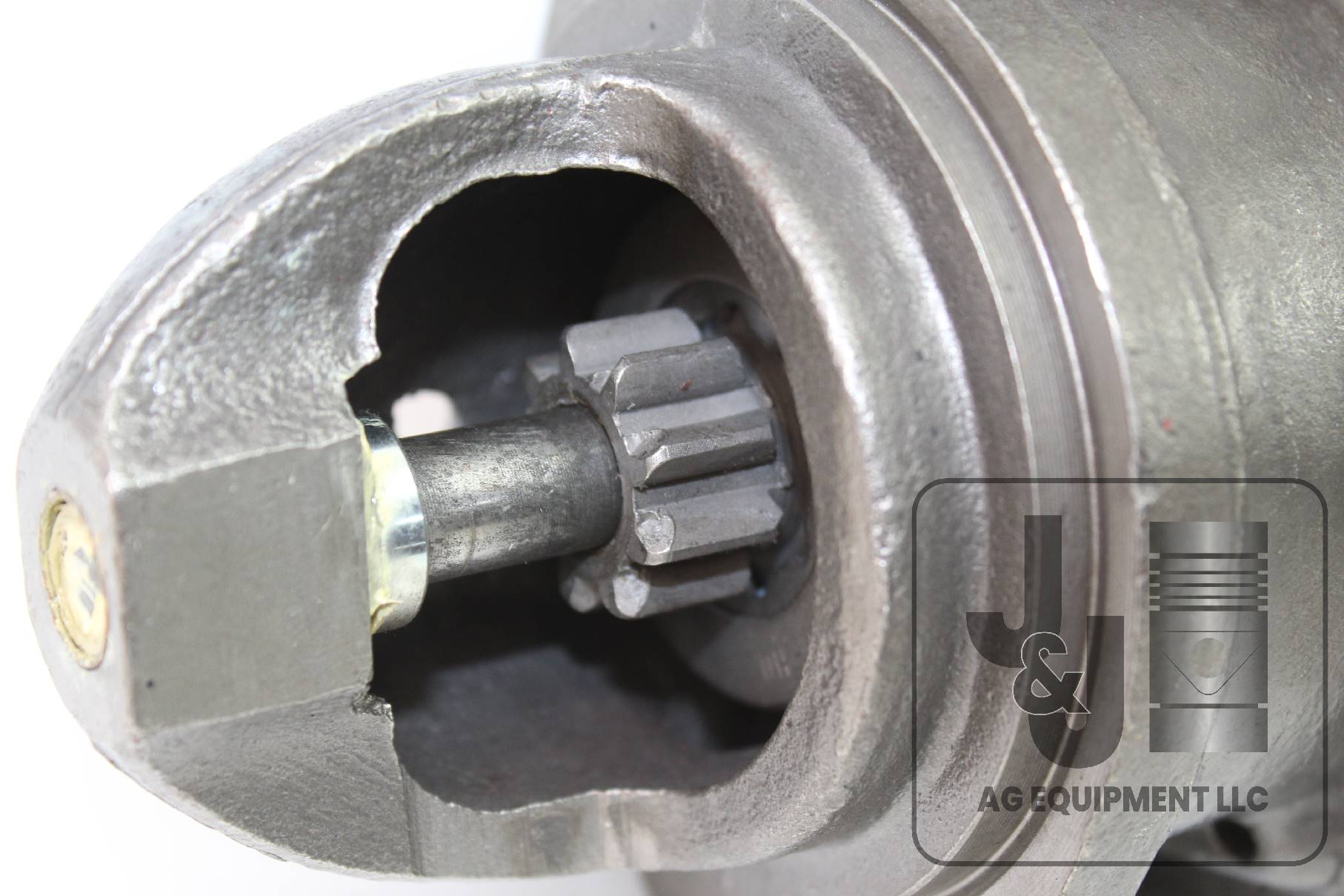 1107700 Remanufactured Delco Remy Pontiac High Torque 12V Starter (Core)