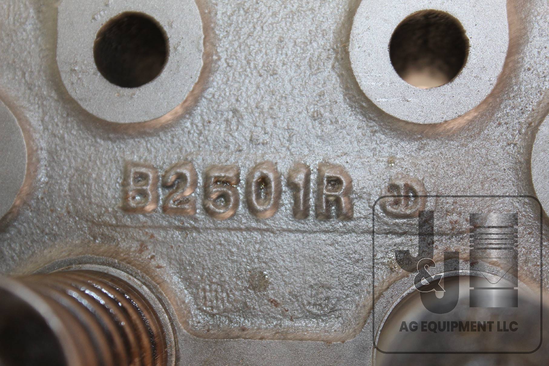 B2501R REMAN John Deere Cylinder Head B Tractors (Core)