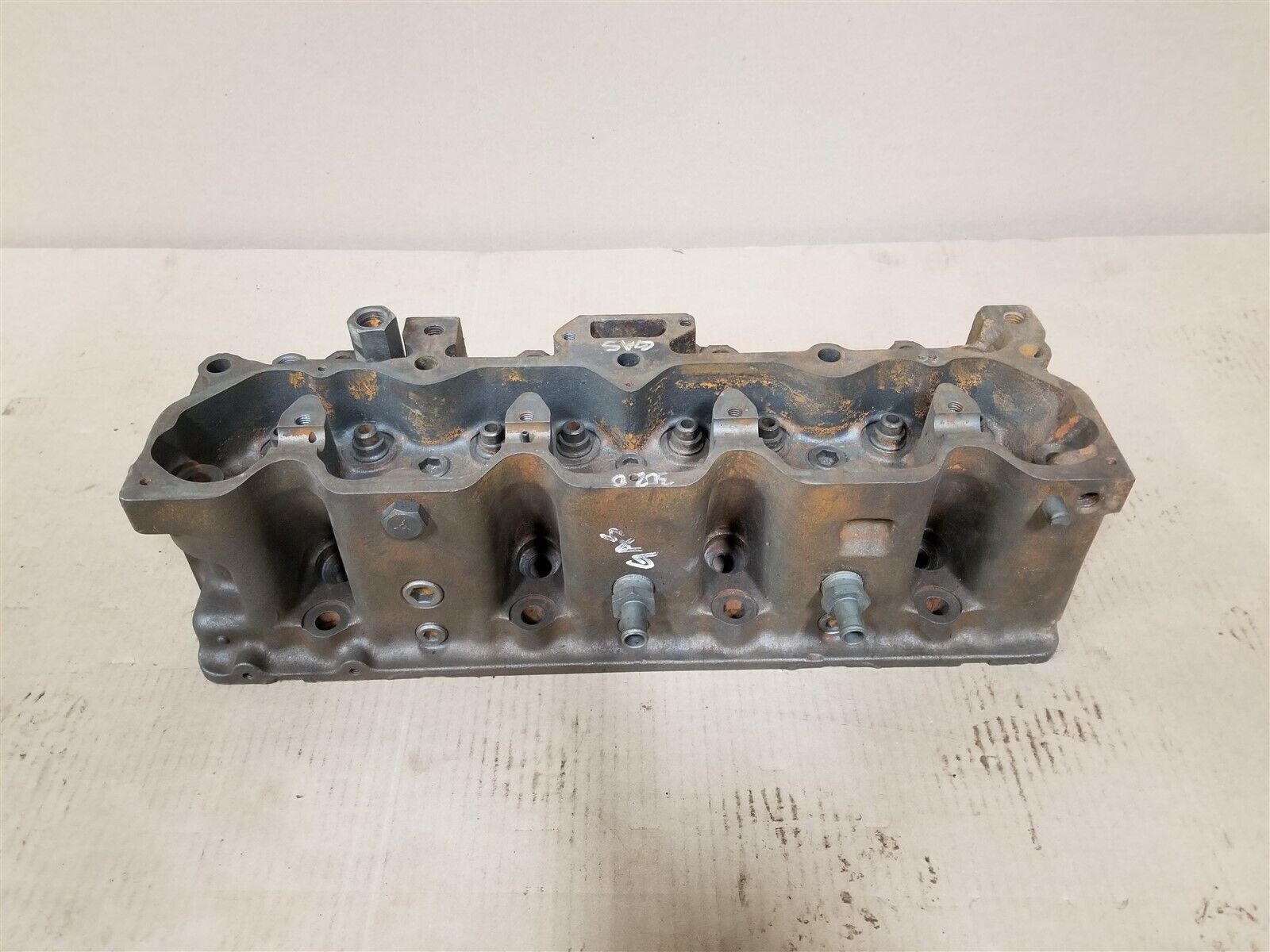 Genuine Used Gas John Deere 241 3010 Cylinder Head R45160 R40530