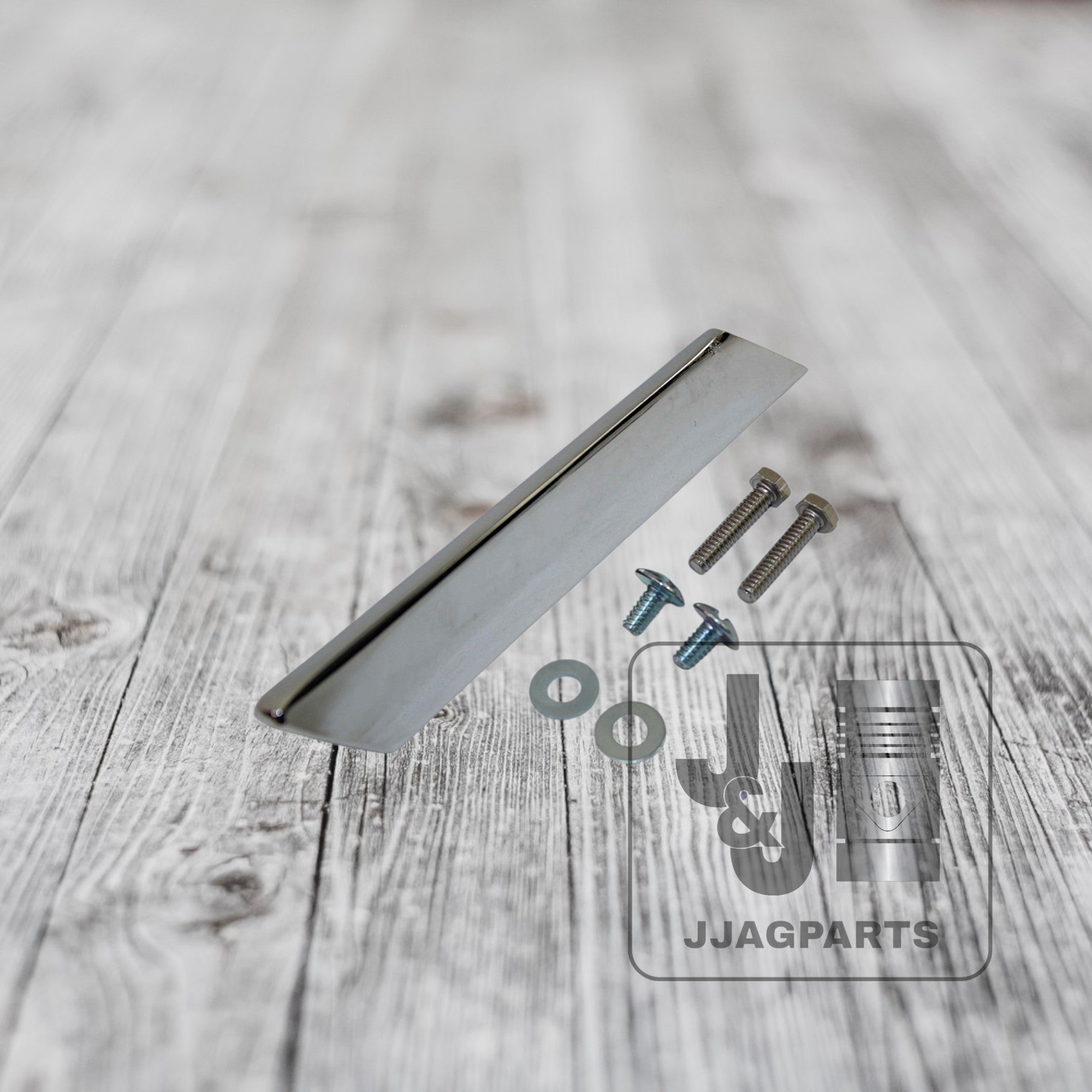 392718R1 Hood Ornament -Fits  International  Tractor