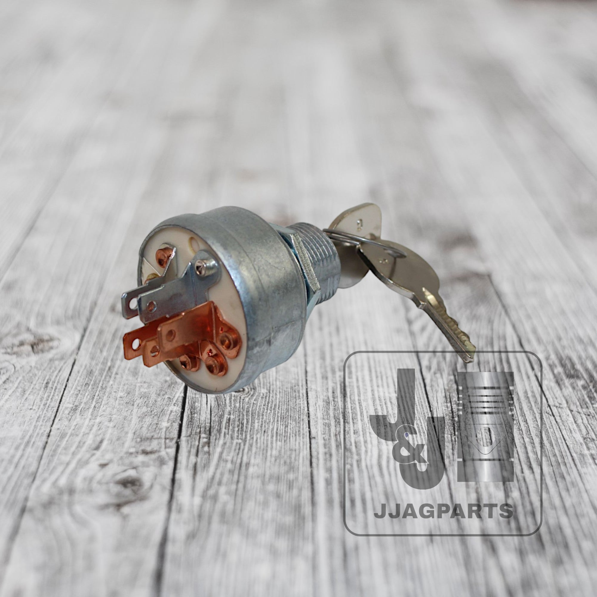 Ignition Key Switch w/ 2 Keys Fits International 786 986 4568 Tractors 107682C1