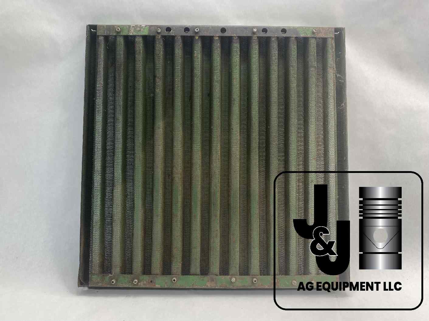 JOHN DEERE AR38234 SIDE SCREEN GRILLE 2510 2520 TRACTOR