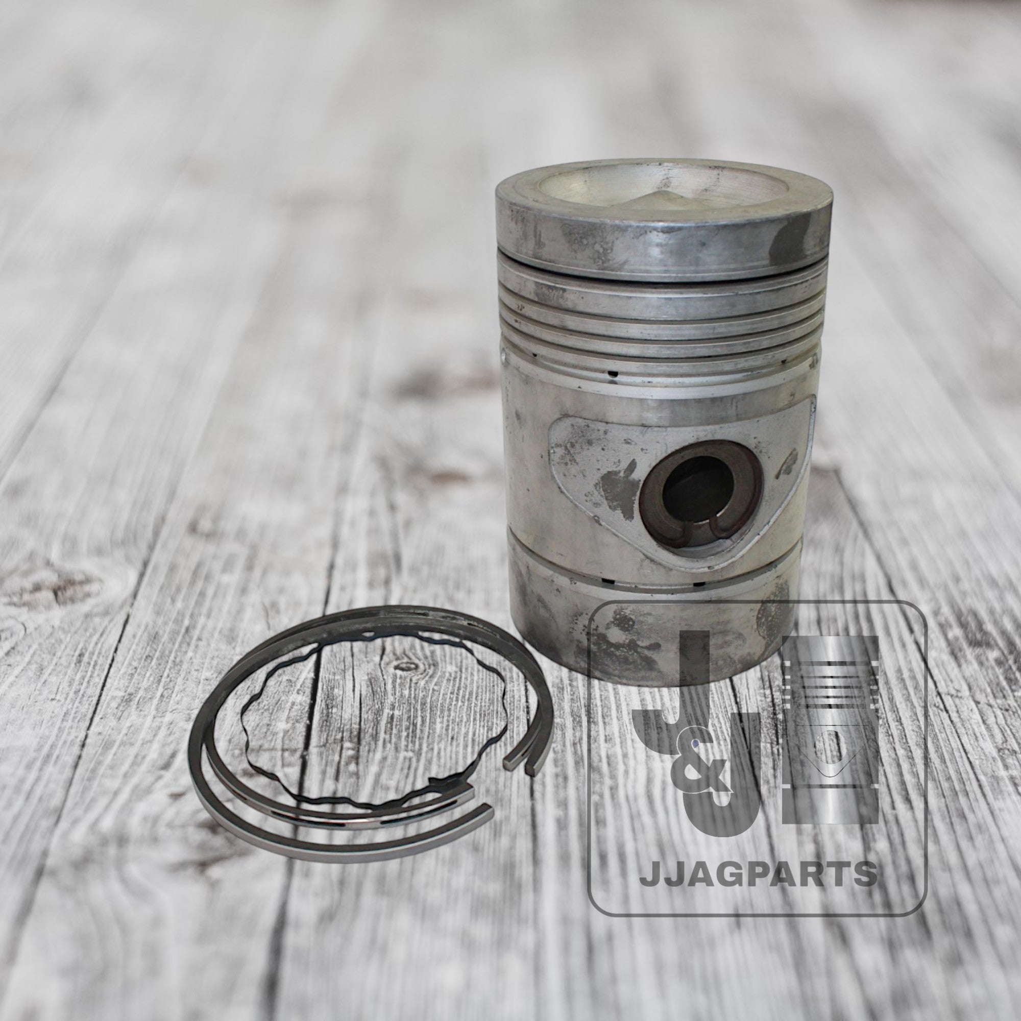 Singular Oversized Piston Fits John Deere 720