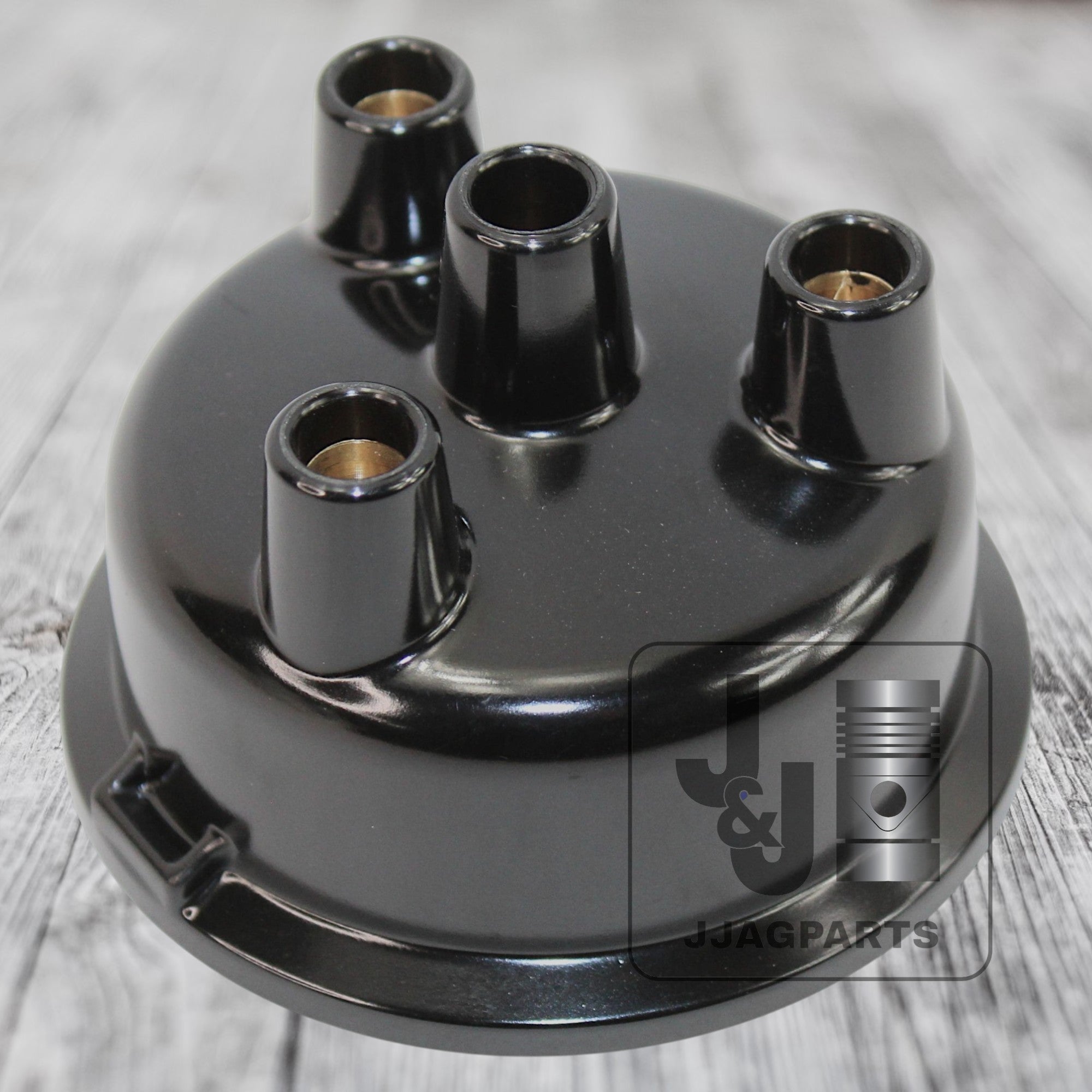 Distributor Cap fits John Deere 1020 1520 Tractor | Replaces AT21717
