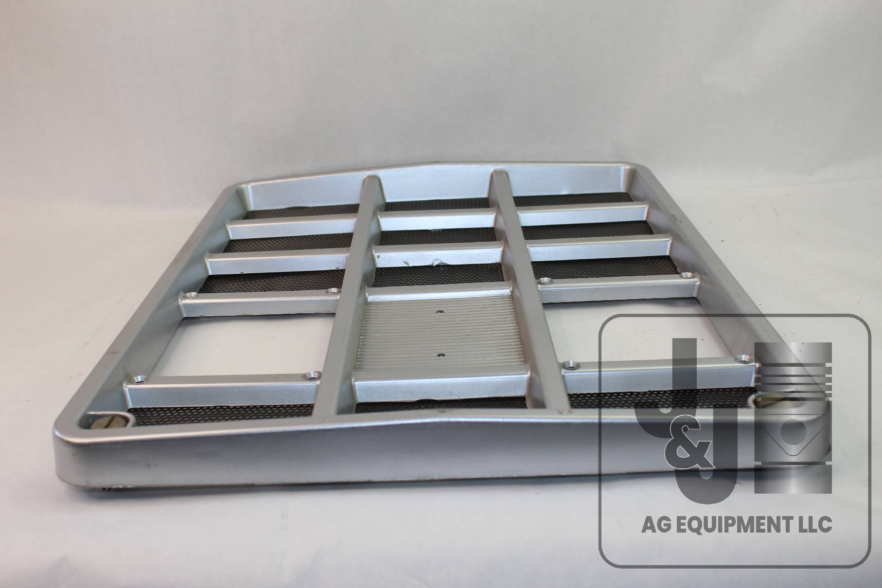 537496R1 Front Grille Fits International 354 364 454 464 574 674