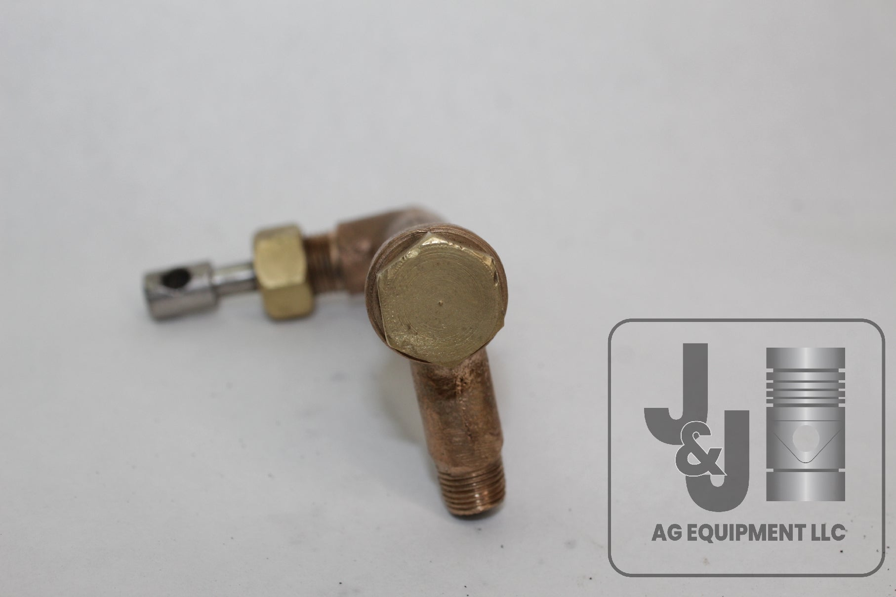 John Deere D448R Water Feed & Valve Body  D Tractor