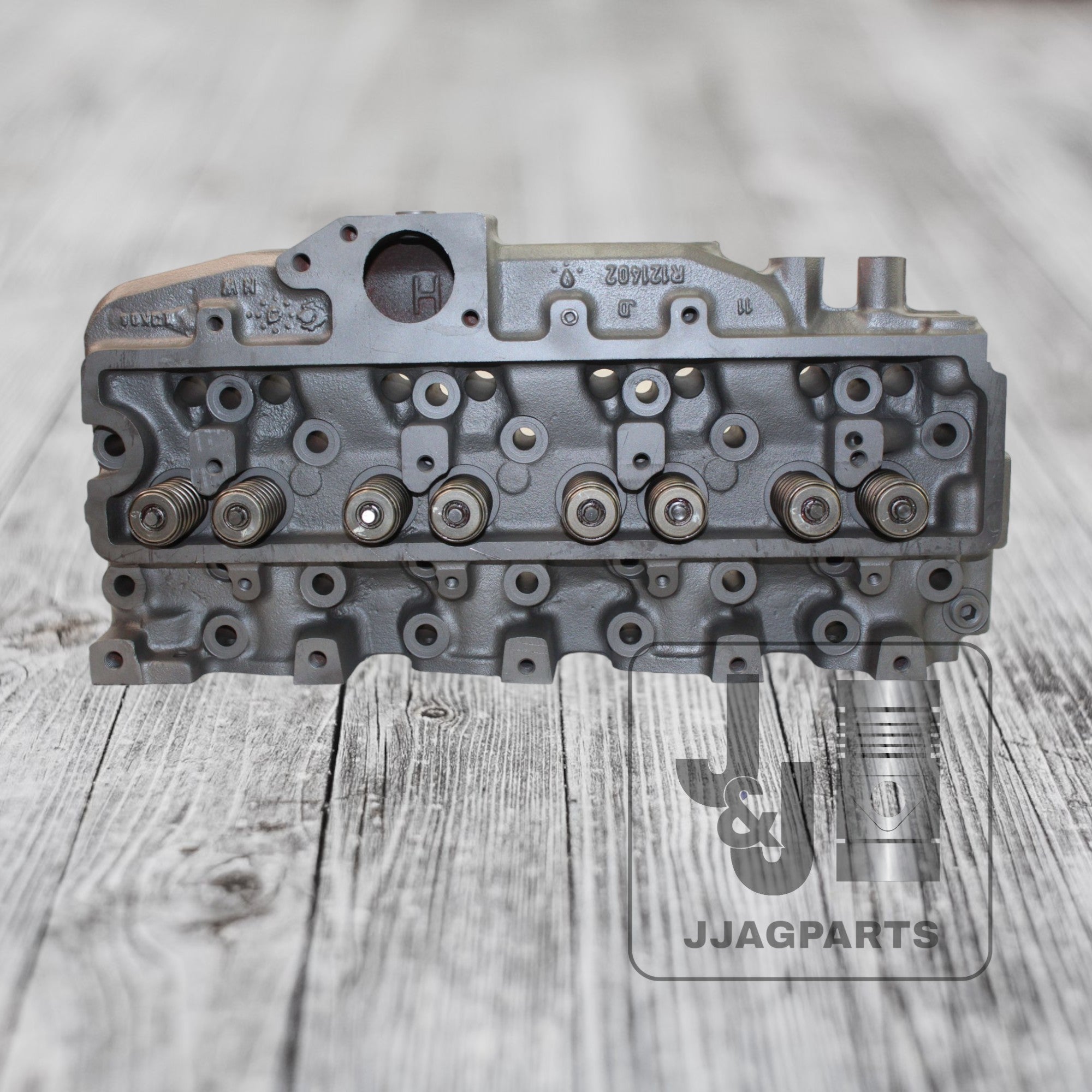 R121402 RE57234 SE501579 Reman John Deere Cylinder Head 4.5L 4045 Engines