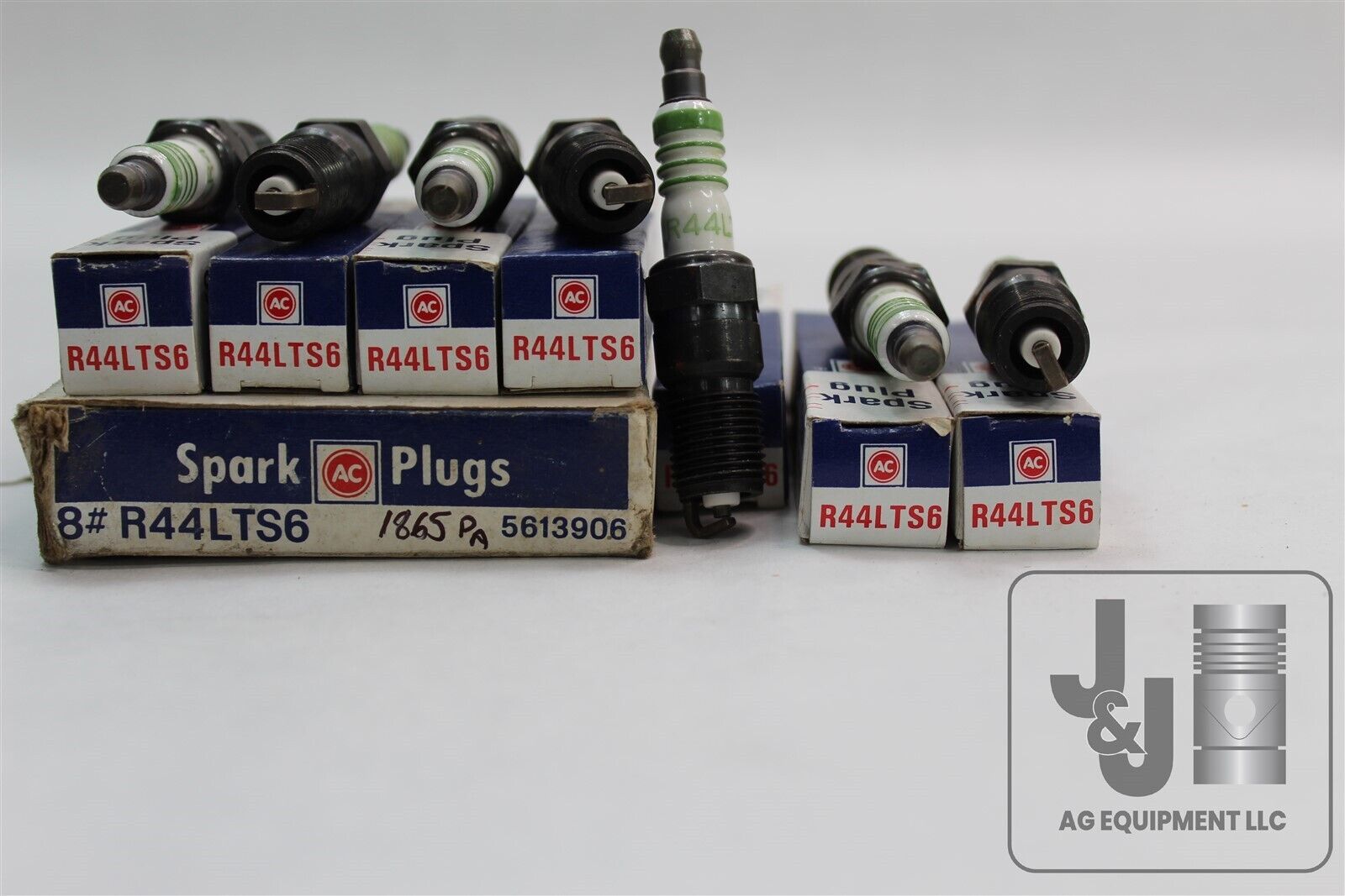 NEW 7 Spark Plugs AC 8#R44LTS6
