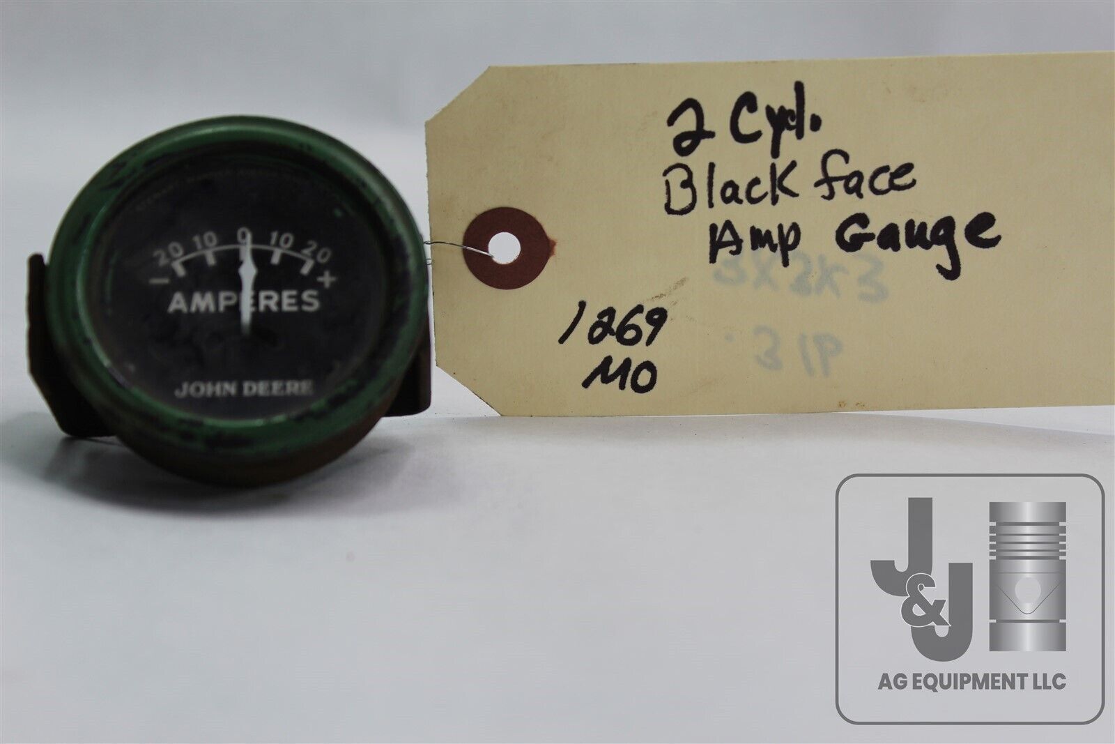 USED JOHN DEERE 2 CYLINDER BLACK FACE AMP GAUGE