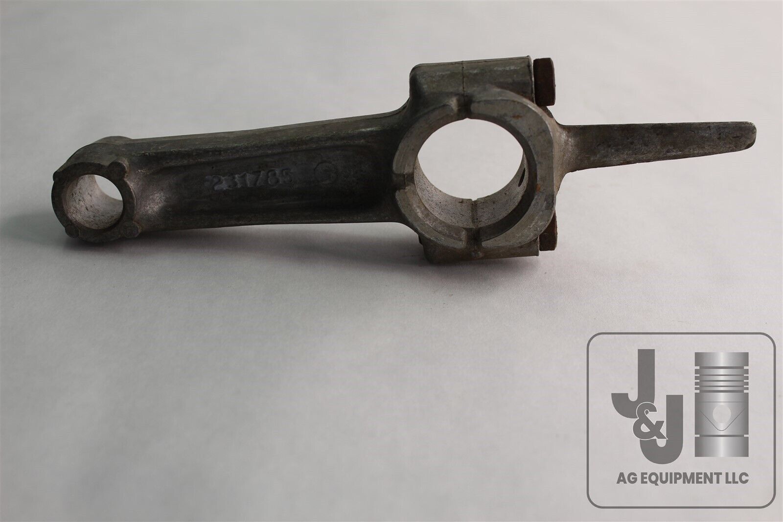 CONNECTING ROD 231785